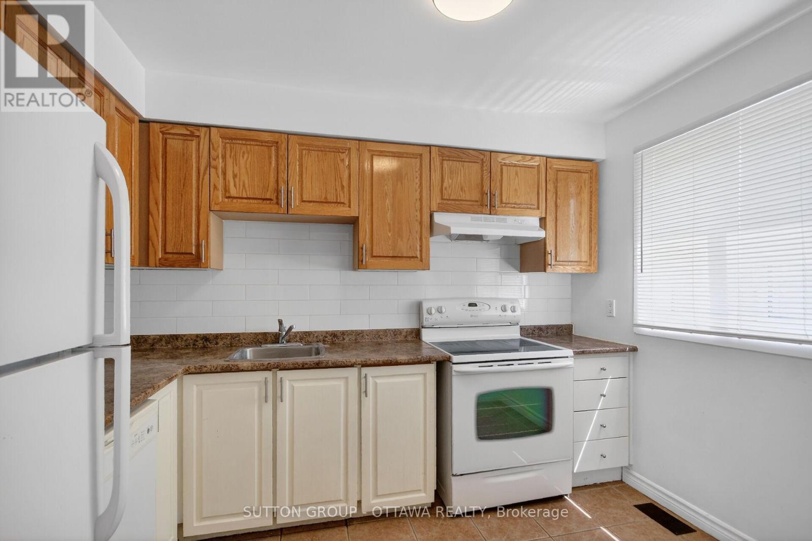 79 - 35d Woodvale Green, Ottawa, Ontario  K2G 4H3 - Photo 9 - X13117996