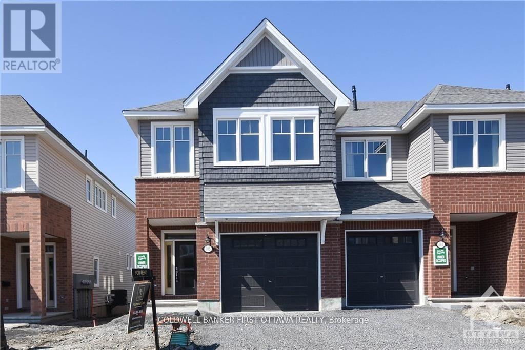 183 ANGELONIA CRESCENT, Ottawa, Ontario