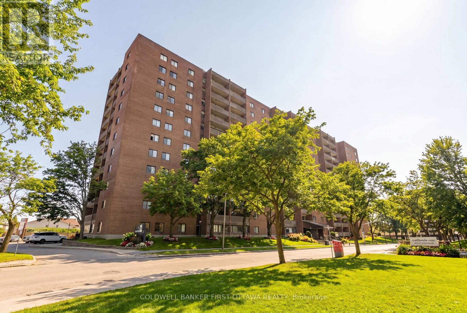 411 - 1100 AMBLESIDE DRIVE, Ottawa, Ontario