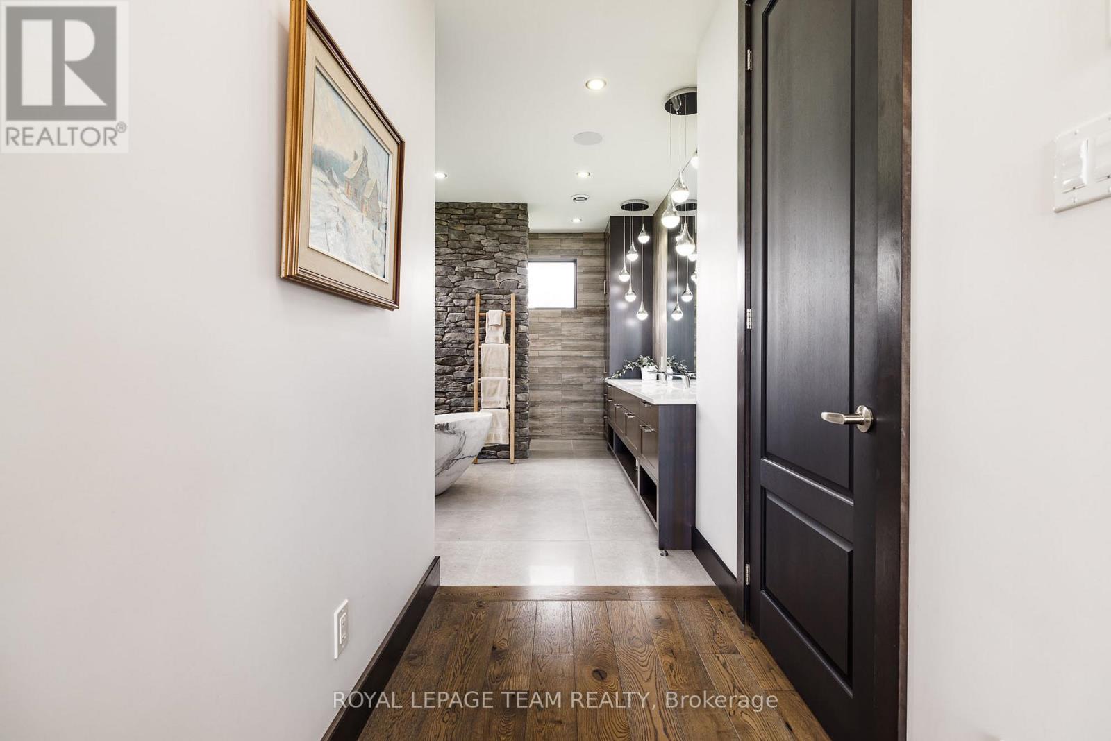 153 Adrien Street, Clarence-Rockland, Ontario  K4K 1K7 - Photo 20 - X13118658