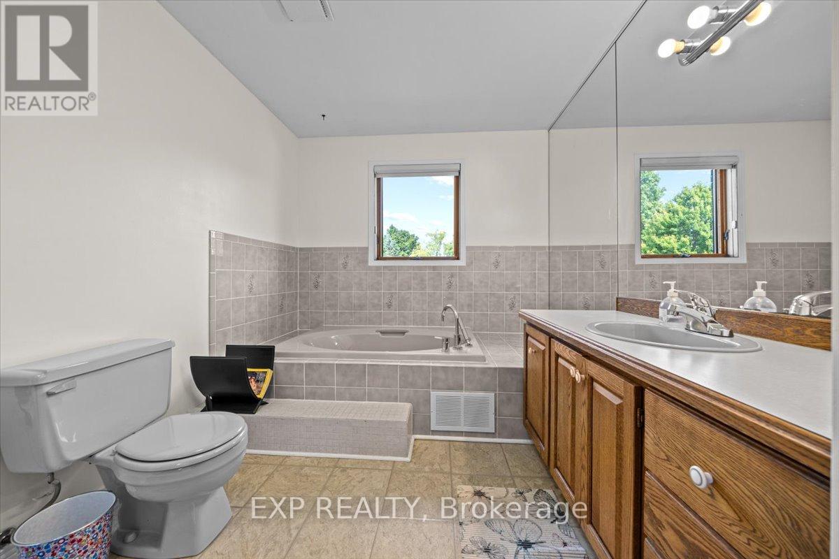 3382 Carp Road, Ottawa, Ontario  K0A 1L0 - Photo 16 - X13118674