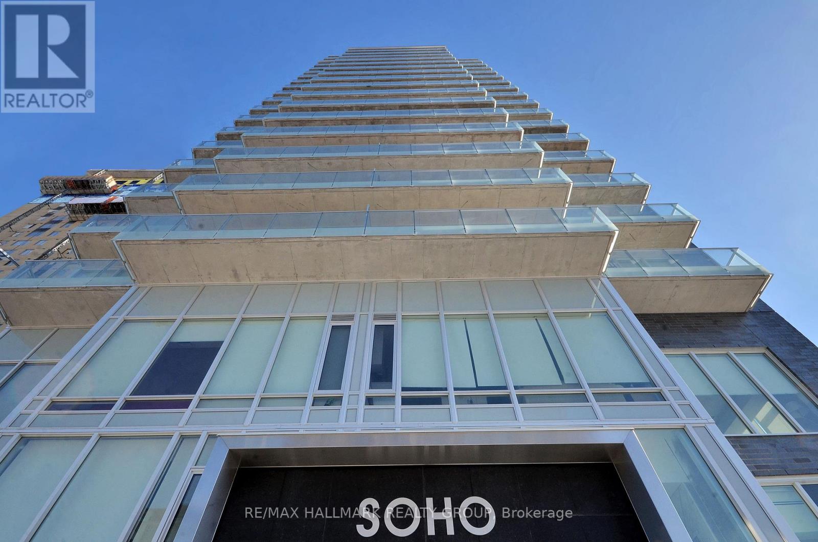 1805 - 111 CHAMPAGNE AVENUE, Ottawa, Ontario