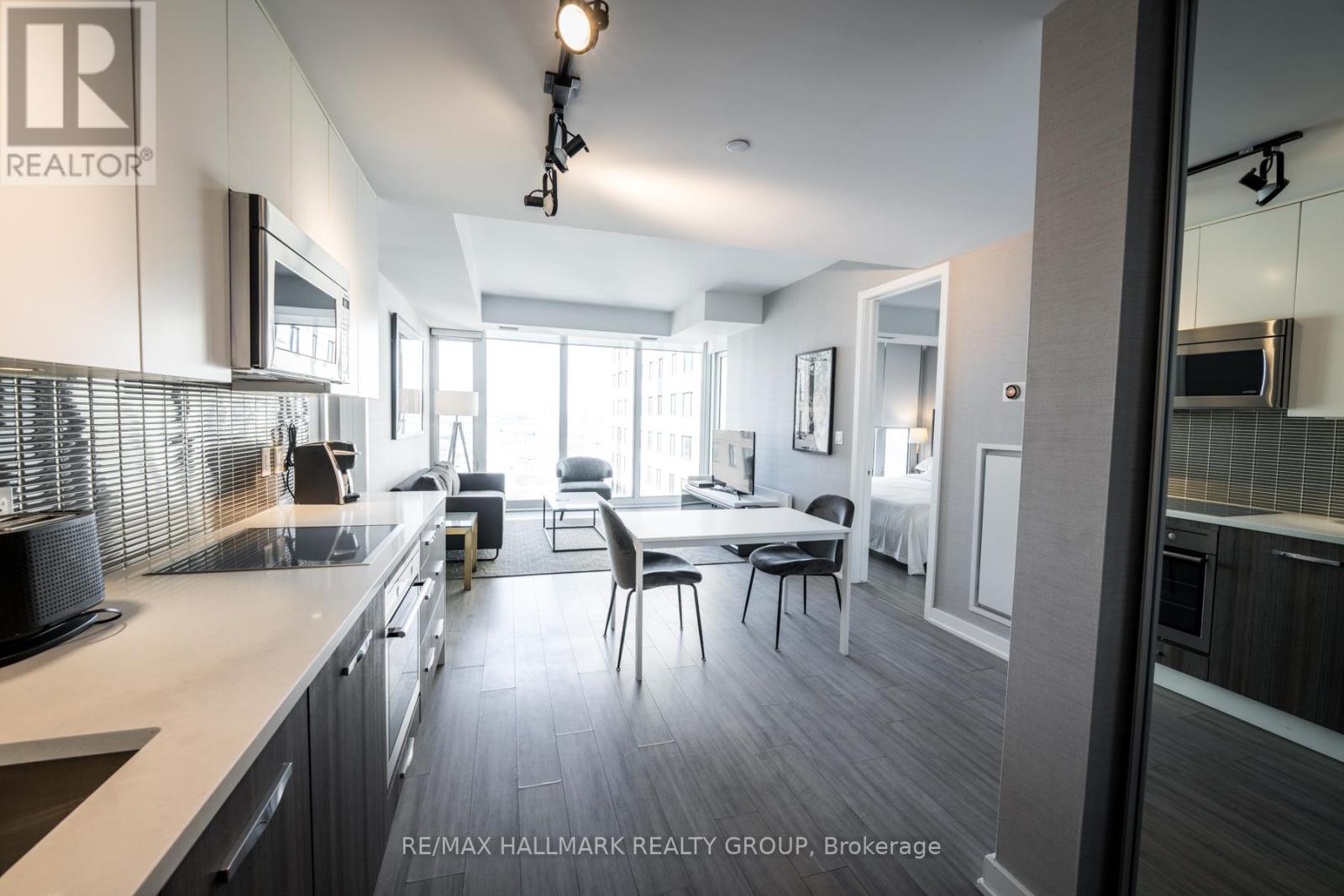 1805 - 111 Champagne Avenue, Ottawa, Ontario  K1S 5V3 - Photo 5 - X13118872
