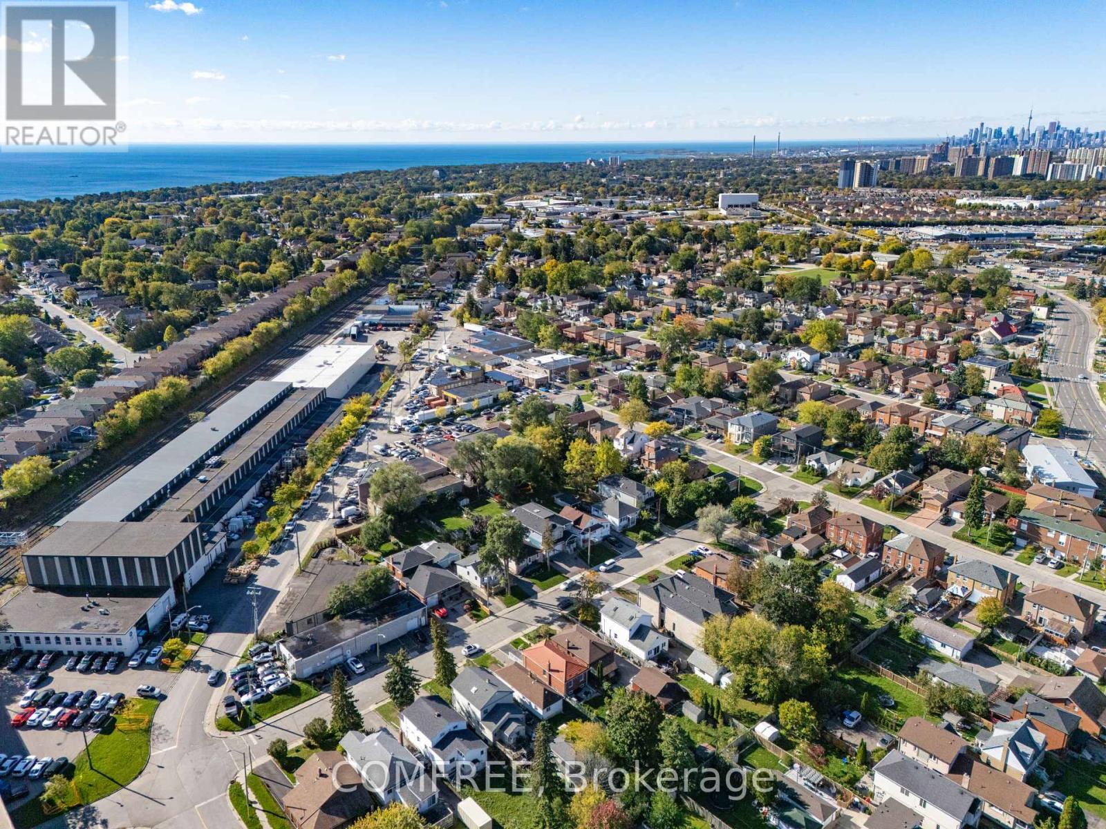 18 Glasgow Avenue, Toronto, Ontario  M1K 1C1 - Photo 25 - E13119114