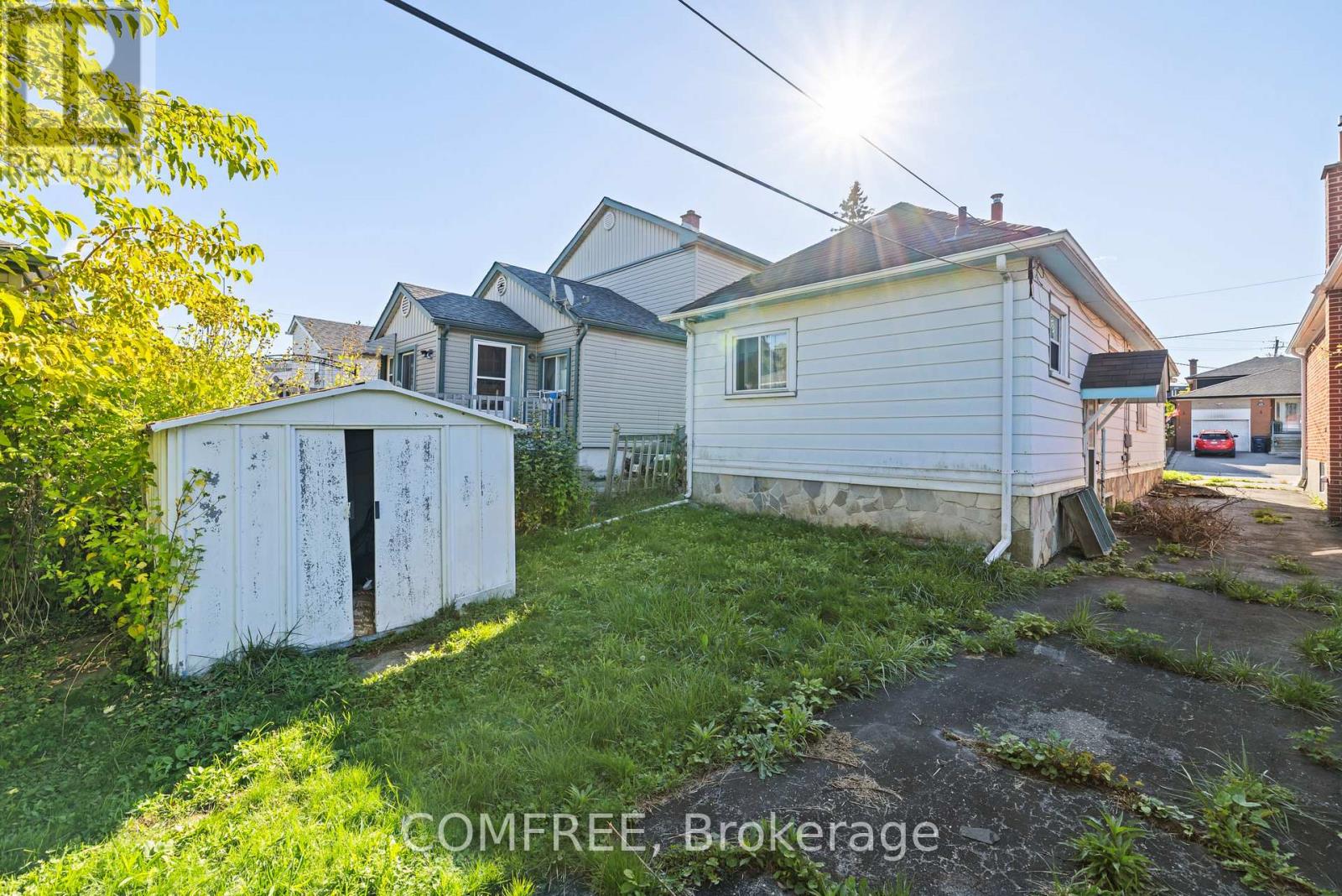 18 Glasgow Avenue, Toronto, Ontario  M1K 1C1 - Photo 7 - E13119114