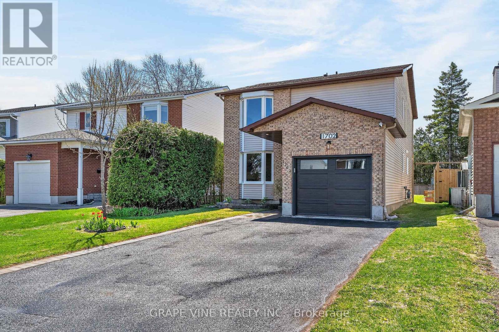 1702 BOISBRIAND CRESCENT, Ottawa, Ontario