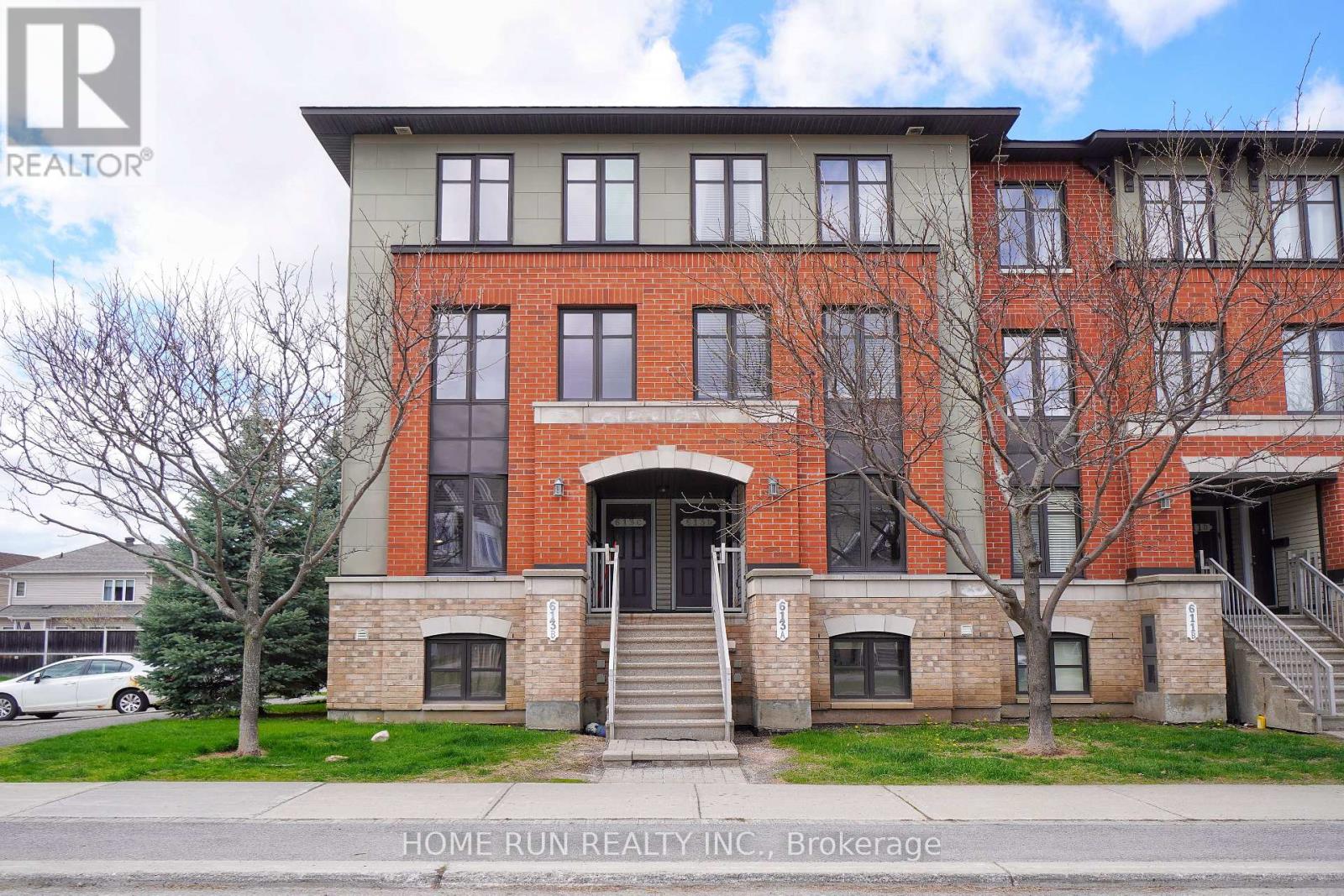 B - 613 CHAPMAN MILLS DRIVE, Ottawa, Ontario