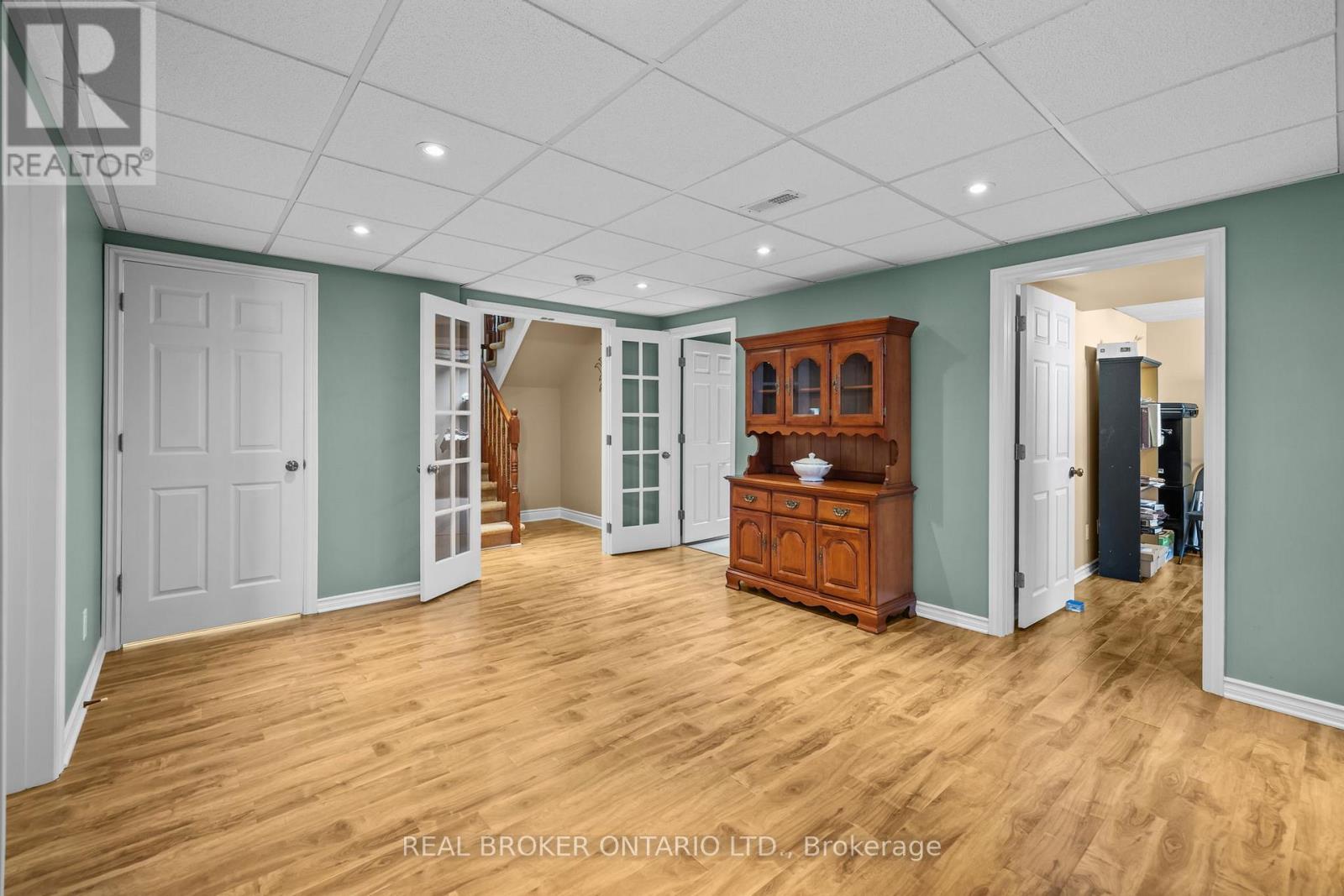 204 Hillpark High Street, Ottawa, Ontario  K1W 0B5 - Photo 17 - X13120428