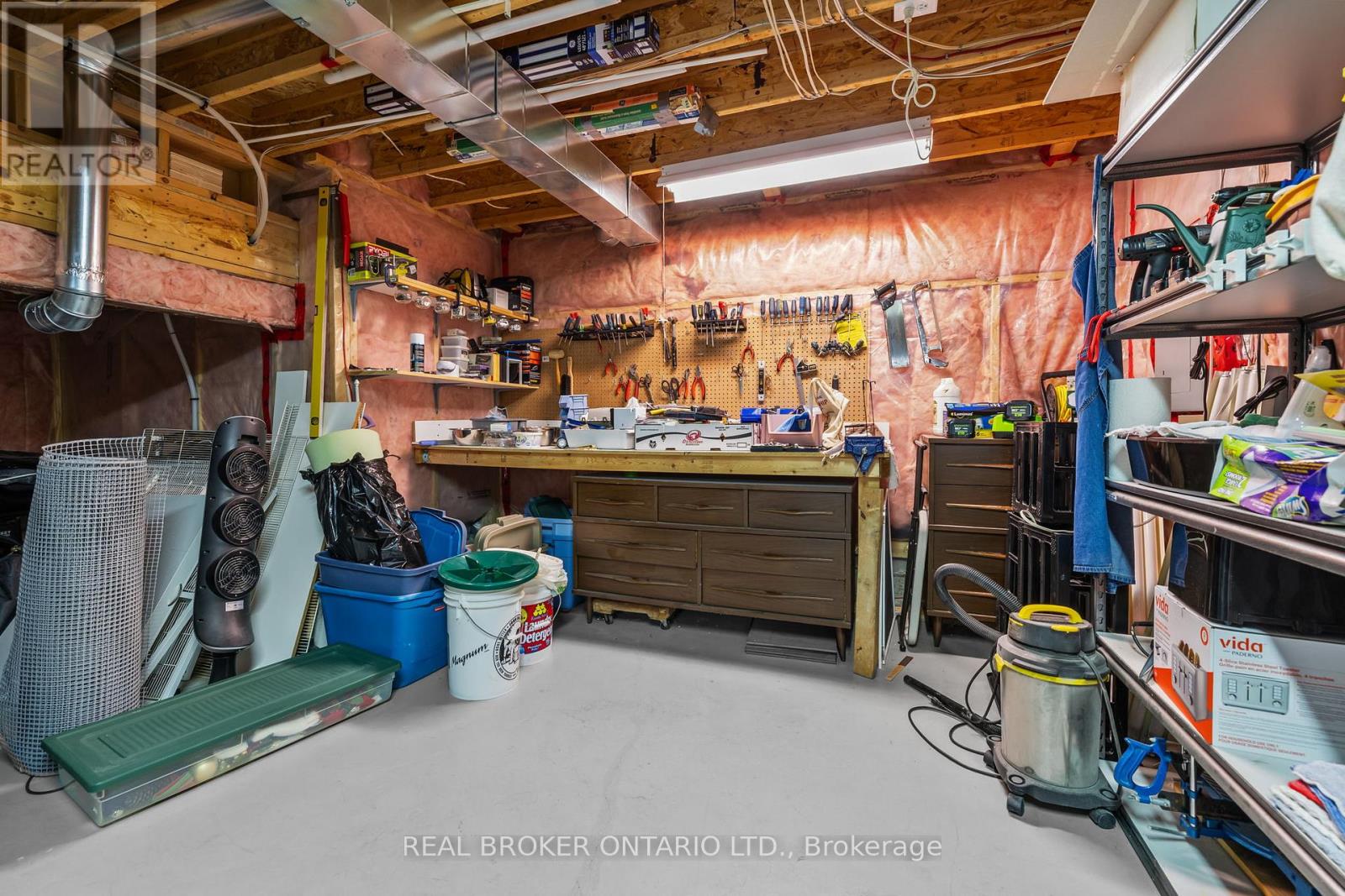 204 Hillpark High Street, Ottawa, Ontario  K1W 0B5 - Photo 23 - X13120428