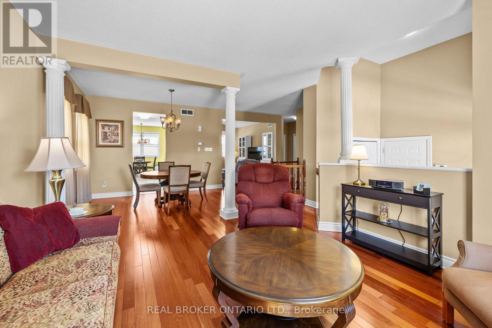 204 Hillpark High Street, Ottawa, Ontario  K1W 0B5 - Photo 8 - X13120428