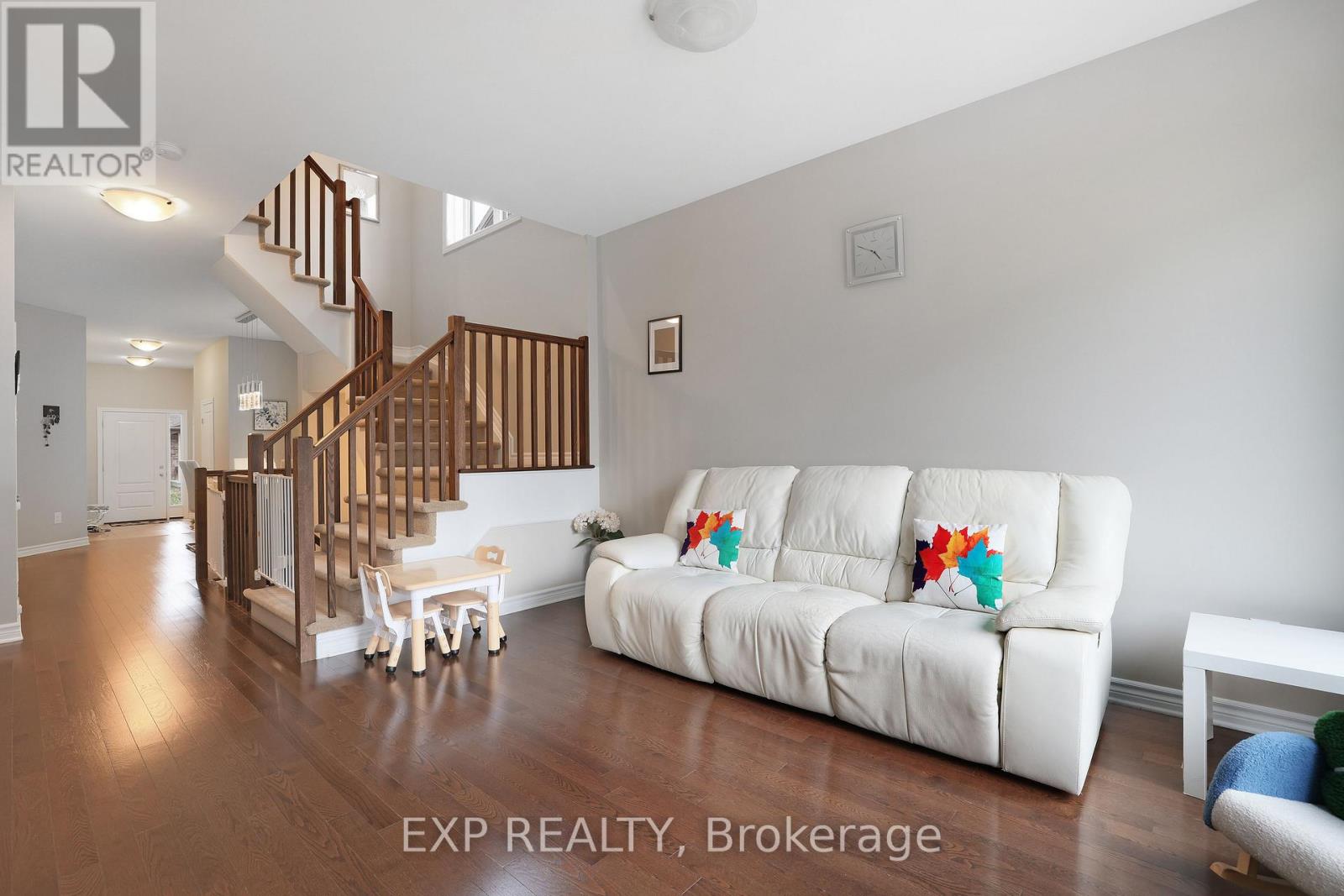 299 Wood Acres Grove, Ottawa, Ontario  K1T 0B3 - Photo 12 - X13120548