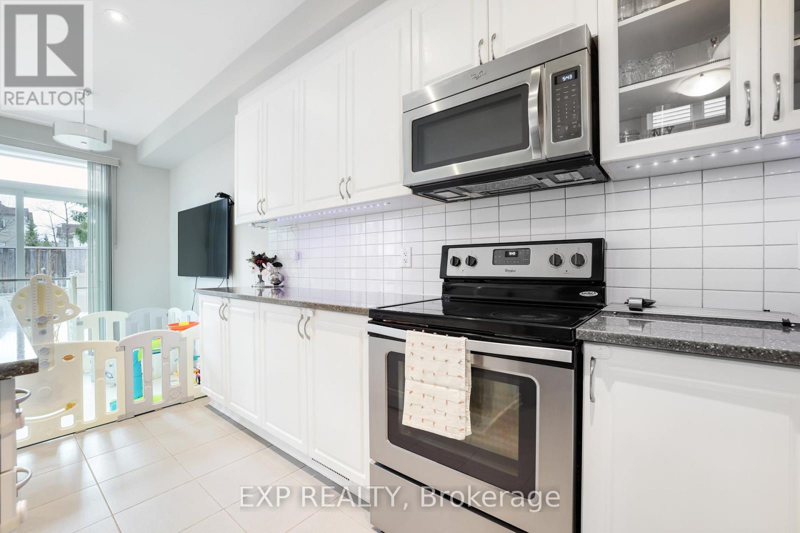 299 Wood Acres Grove, Ottawa, Ontario  K1T 0B3 - Photo 14 - X13120548