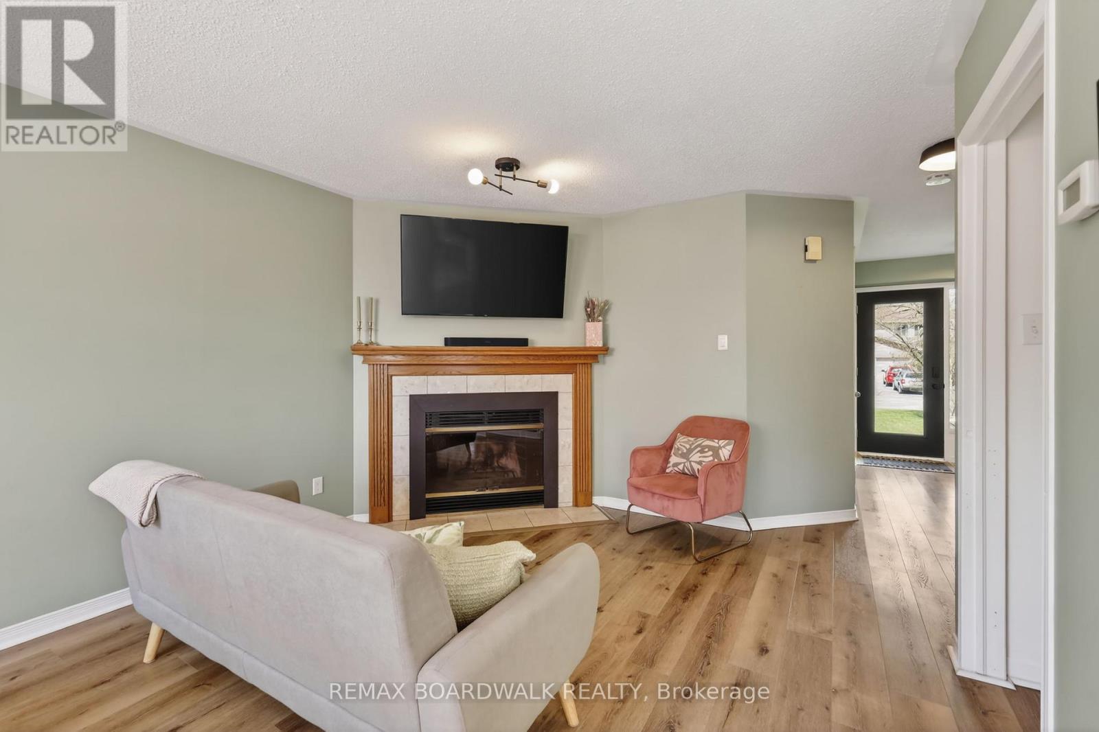 228 Jamieson Street, Mississippi Mills, Ontario  K0A 1A0 - Photo 9 - X13120654