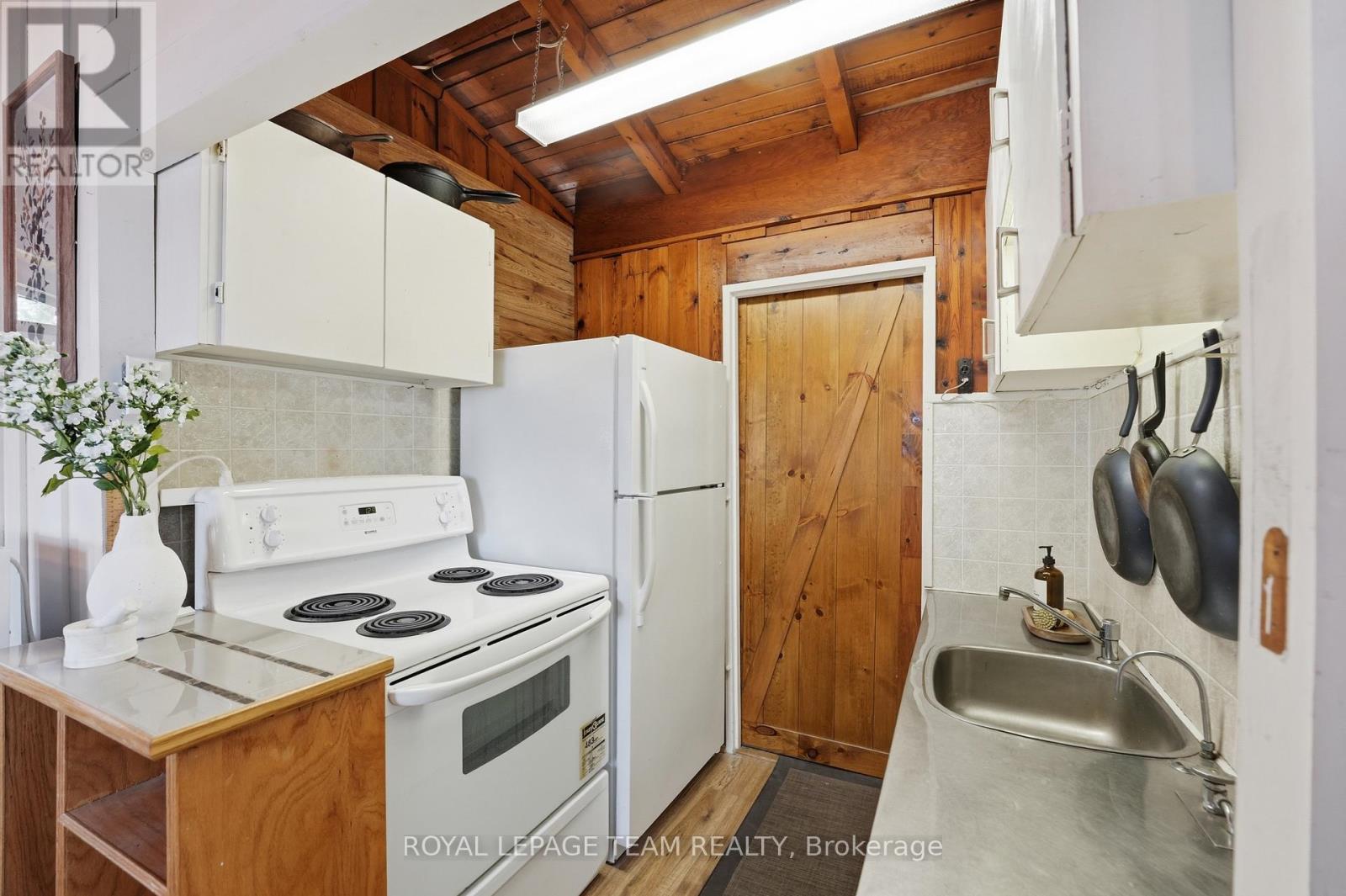 60 Wrangell Road, Mcnab/braeside, Ontario  K0A 1G0 - Photo 20 - X13120664