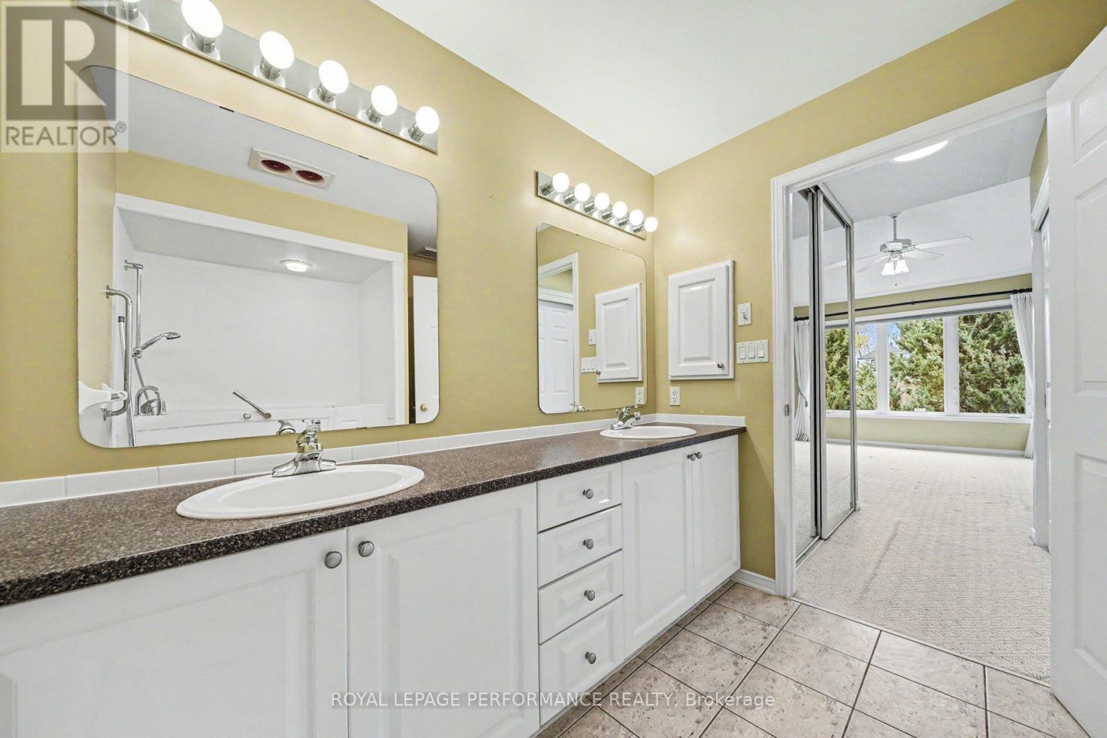 19 Settlers Ridge Way, Ottawa, Ontario  K2J 4V3 - Photo 15 - X13120784