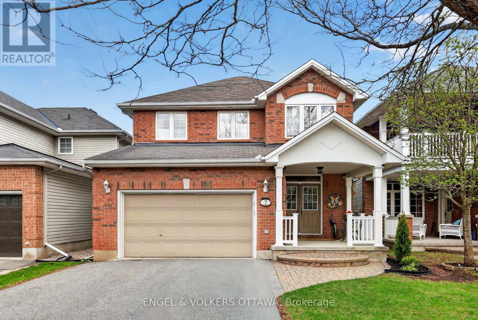 7 DRYSDALE STREET, Ottawa, Ontario