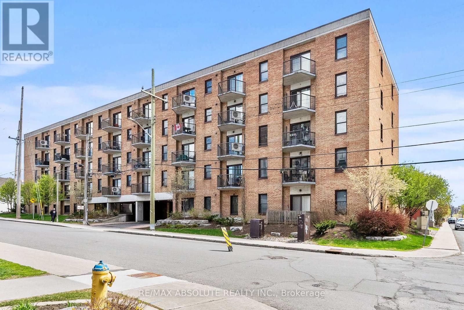 406 - 50 BURNSIDE AVENUE, Ottawa, Ontario