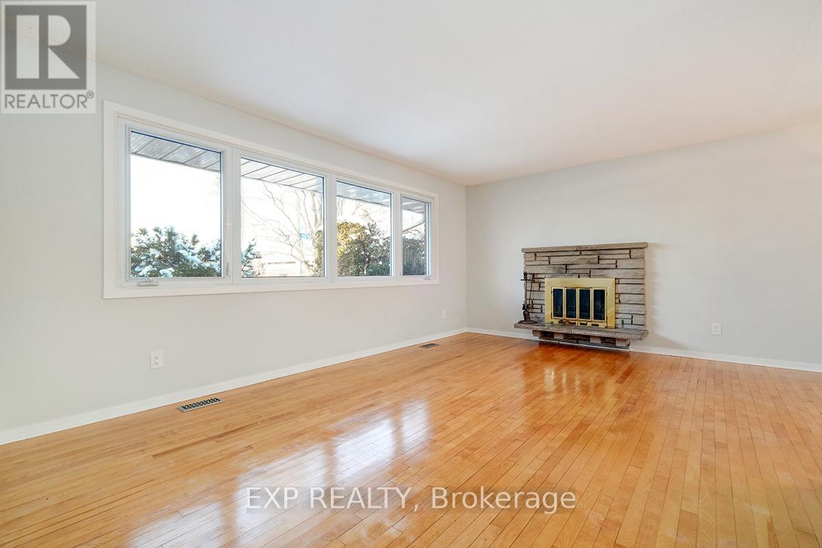 728 Fielding Drive, Ottawa, Ontario  K1V 7G5 - Photo 5 - X13123006