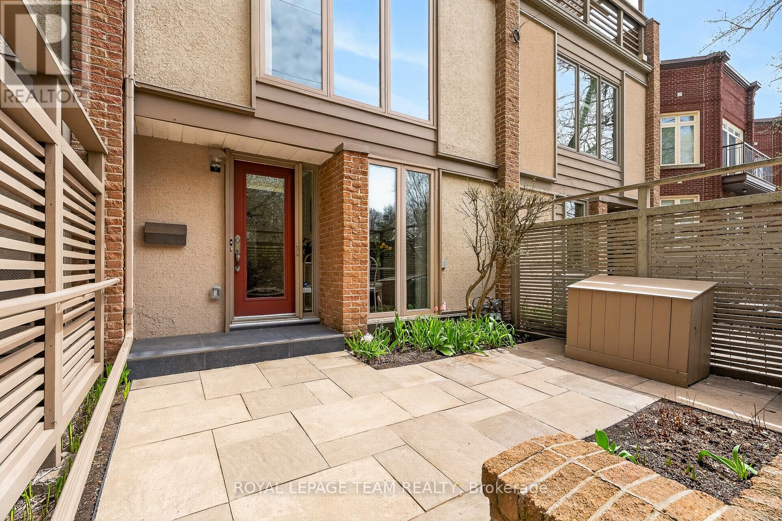 164 Dufferin Road, Ottawa, Ontario  K1M 2A6 - Photo 3 - X13123126