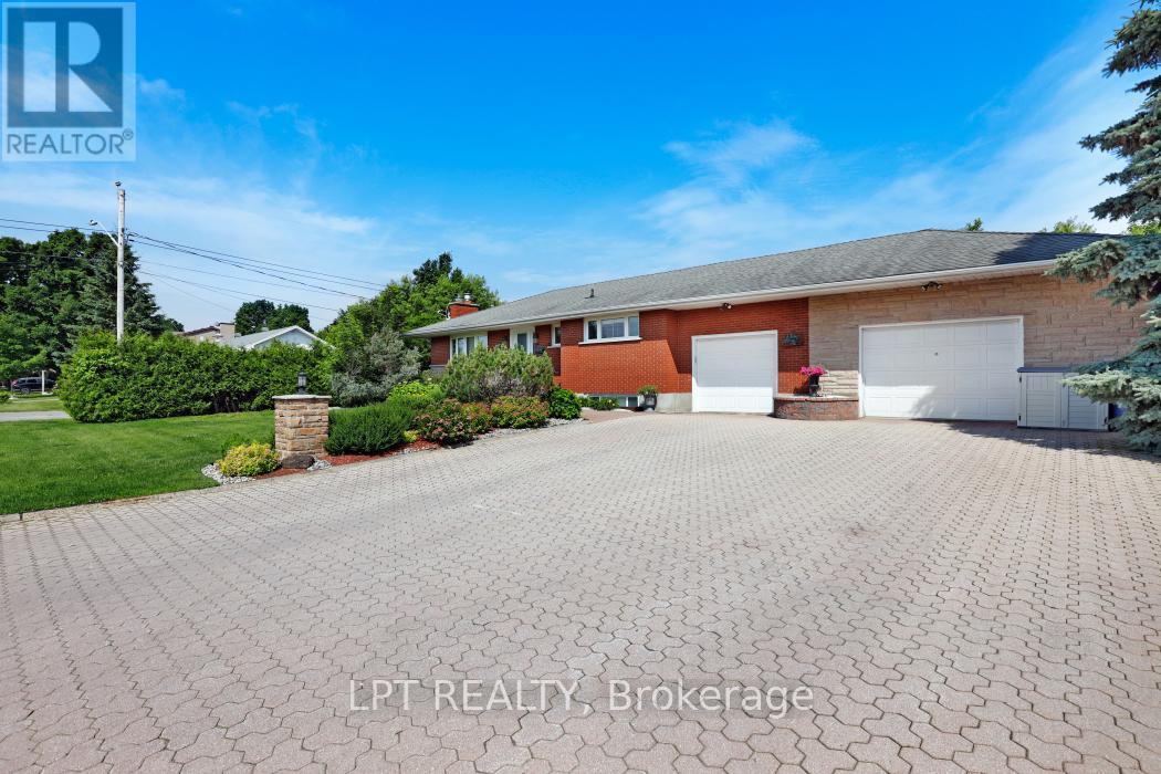 1773 St Barbara Street, Ottawa, Ontario  K1T 1M3 - Photo 2 - X13123258