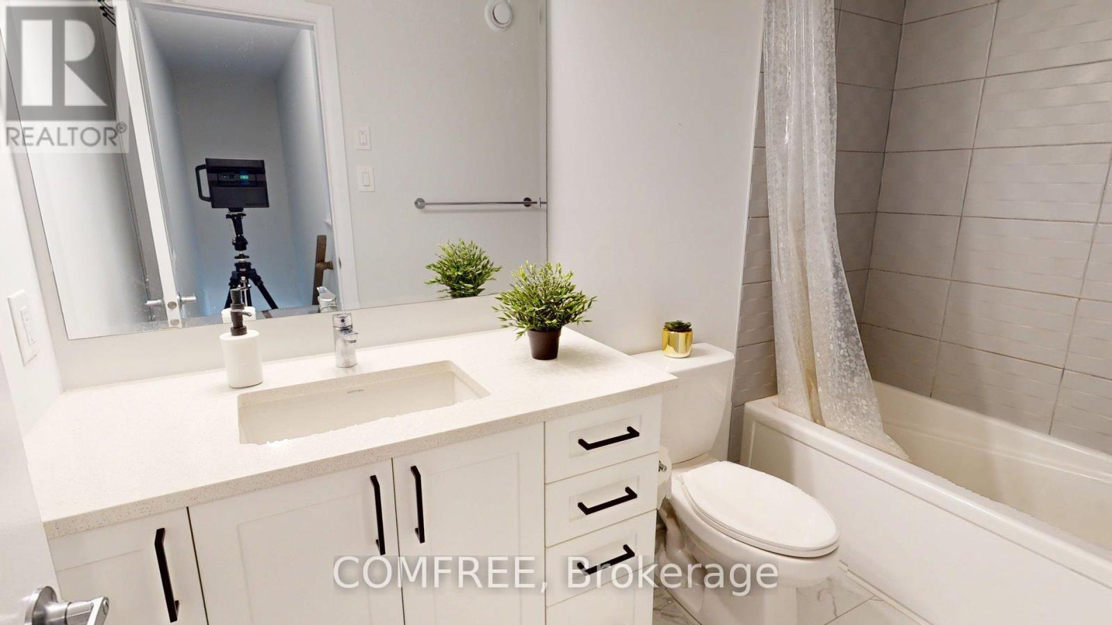 272 Elsie Macgill Walk, Ottawa, Ontario  K2W 0L2 - Photo 11 - X13123540