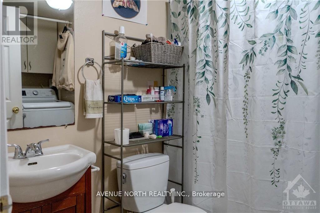 216 Hannah Street, Ottawa, Ontario  K1L 7M8 - Photo 16 - X13123766
