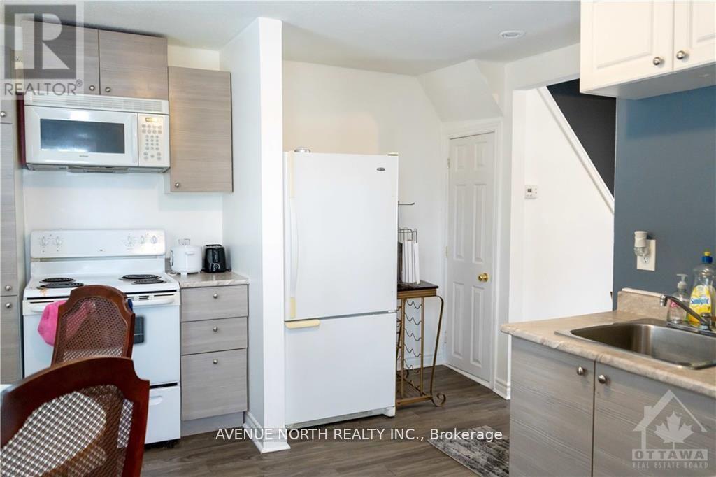 216 Hannah Street, Ottawa, Ontario  K1L 7M8 - Photo 4 - X13123766
