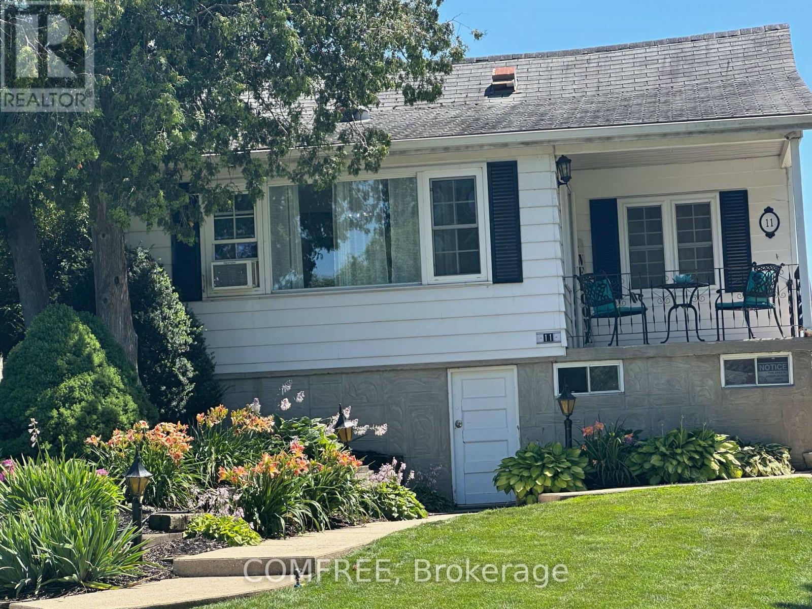 11 Lake Avenue, Puslinch, Ontario  N3C 2V4 - Photo 25 - X13123850