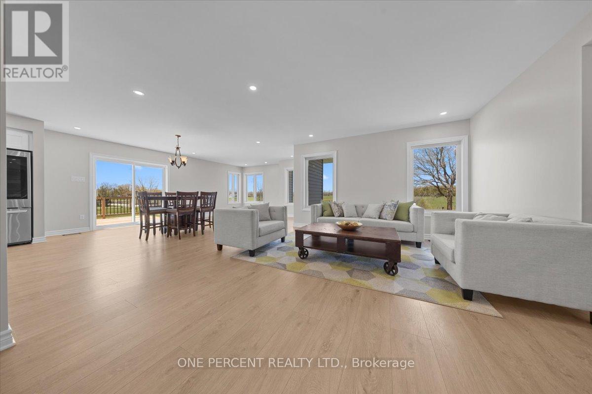 987 Matheson Drive, Montague, Ontario  K7A 5B8 - Photo 3 - X13124486