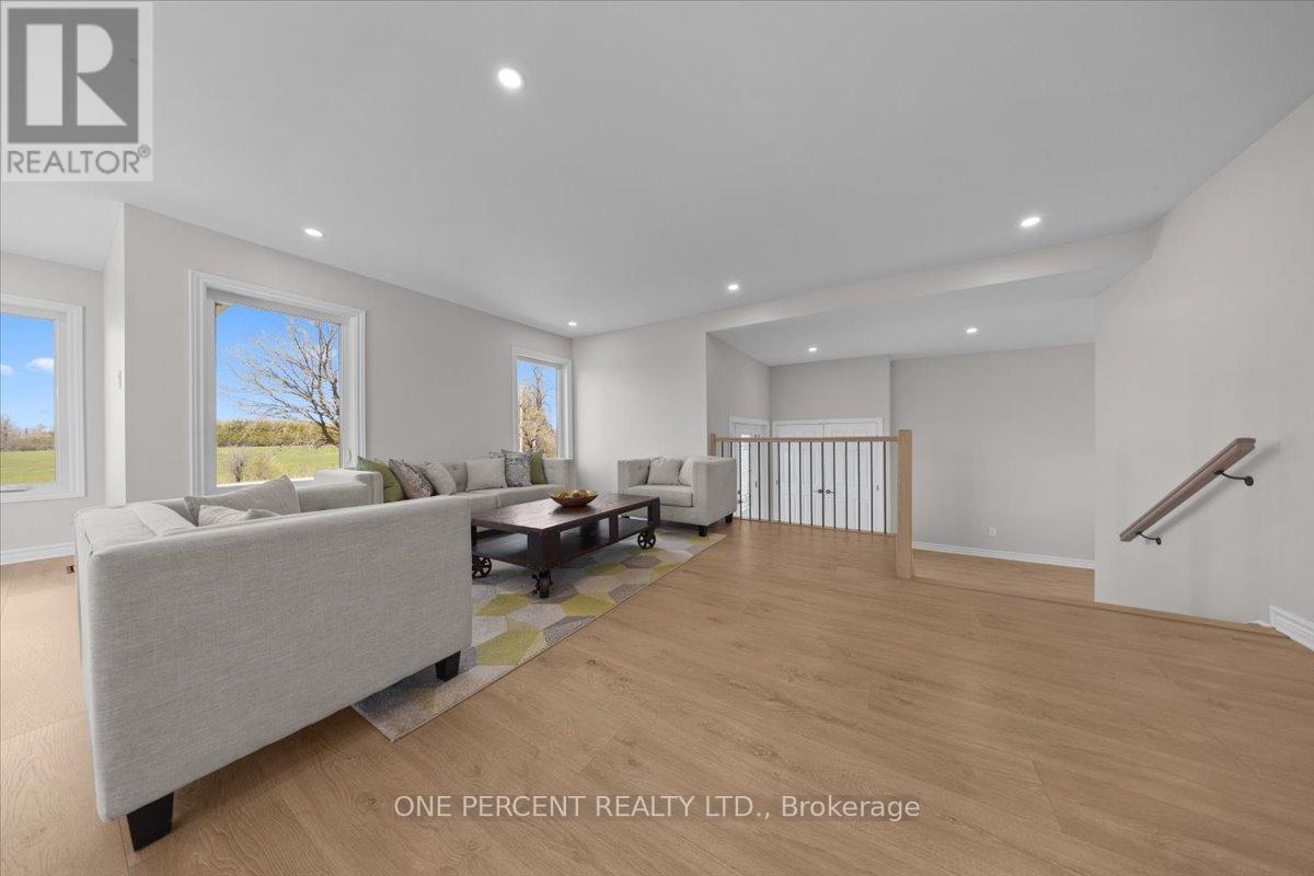 987 Matheson Drive, Montague, Ontario  K7A 5B8 - Photo 4 - X13124486