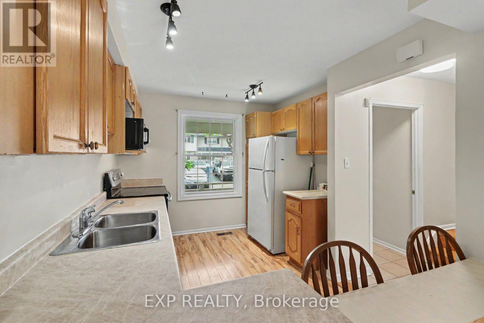 61 Monterey Drive, Ottawa, Ontario  K2H 7A9 - Photo 6 - X13124658