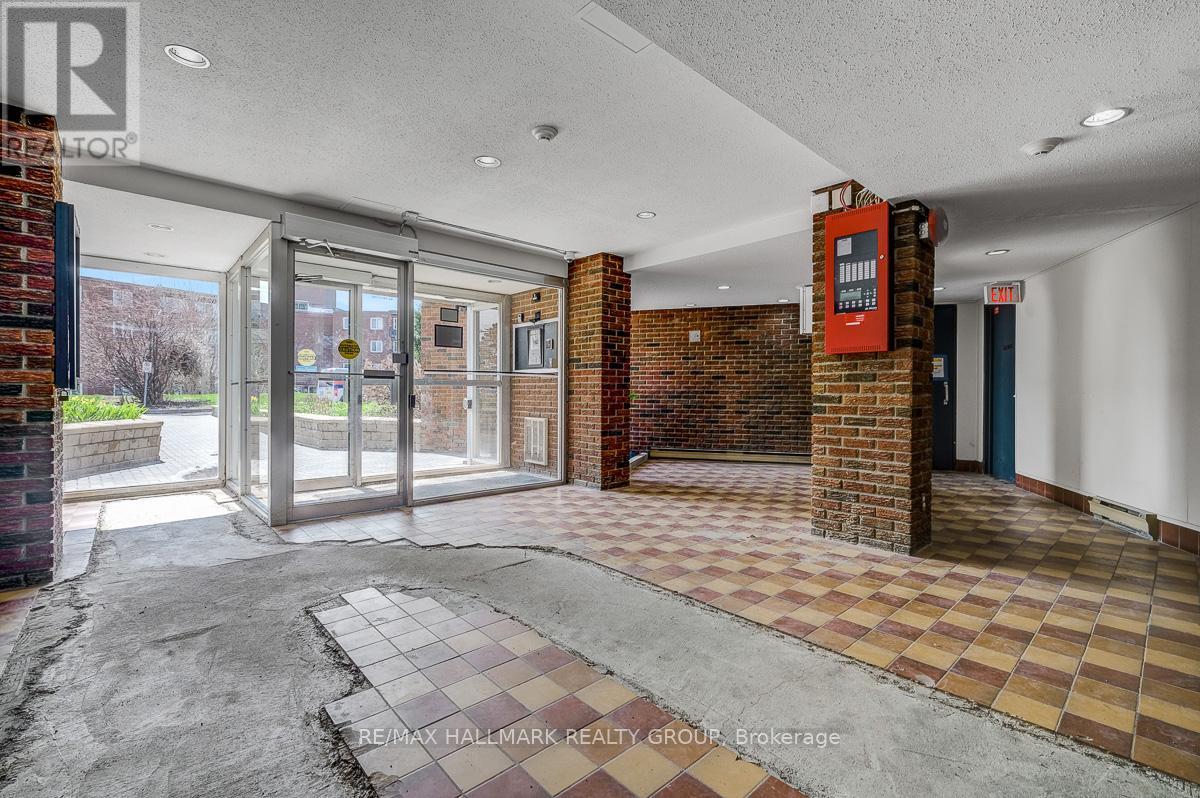 105a - 2041 Arrowsmith Drive, Ottawa, Ontario  K1J 7V7 - Photo 2 - X13124728