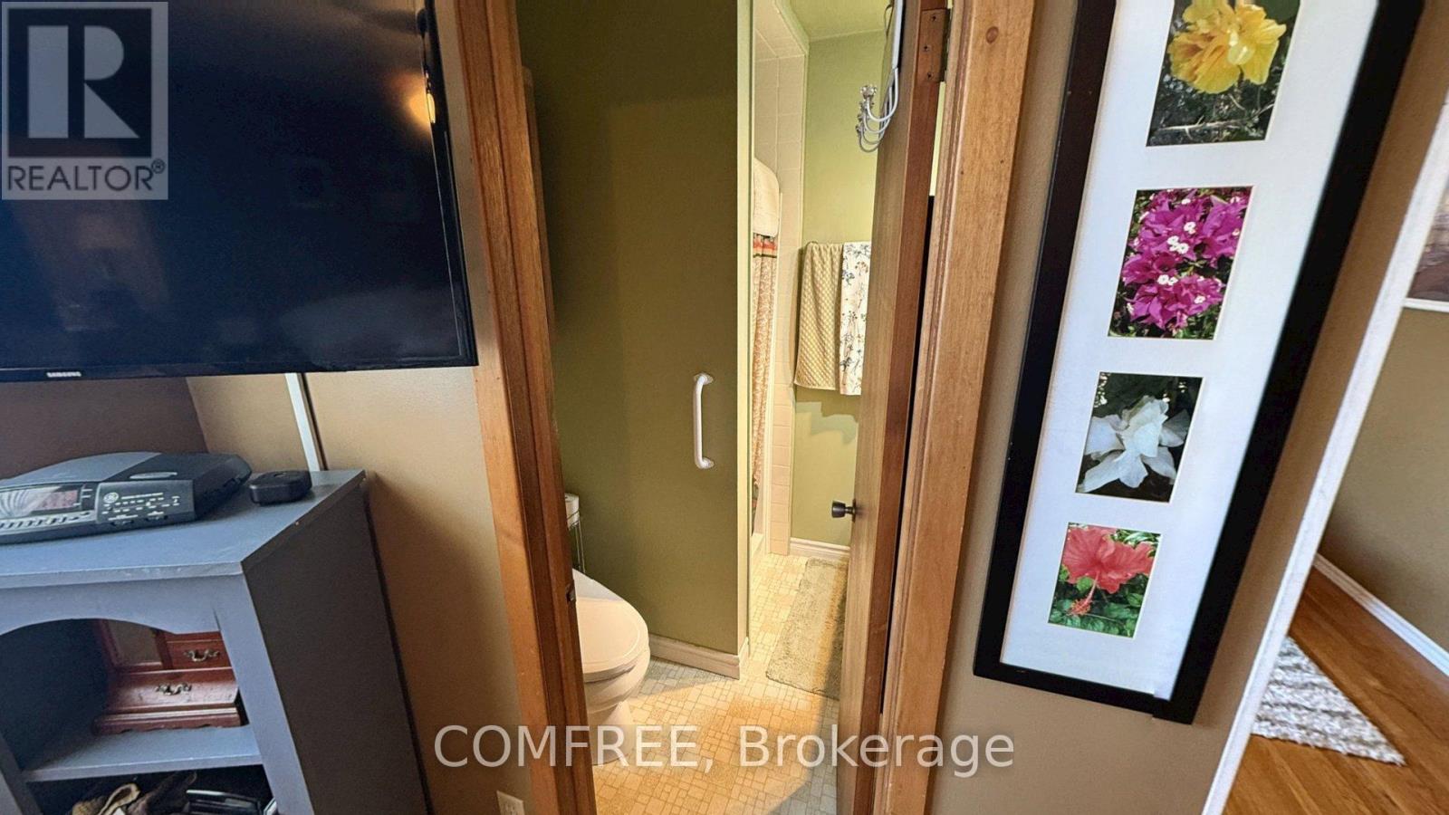 4088 Florence Avenue, Petrolia, Ontario  N0N 1R0 - Photo 14 - X13125178