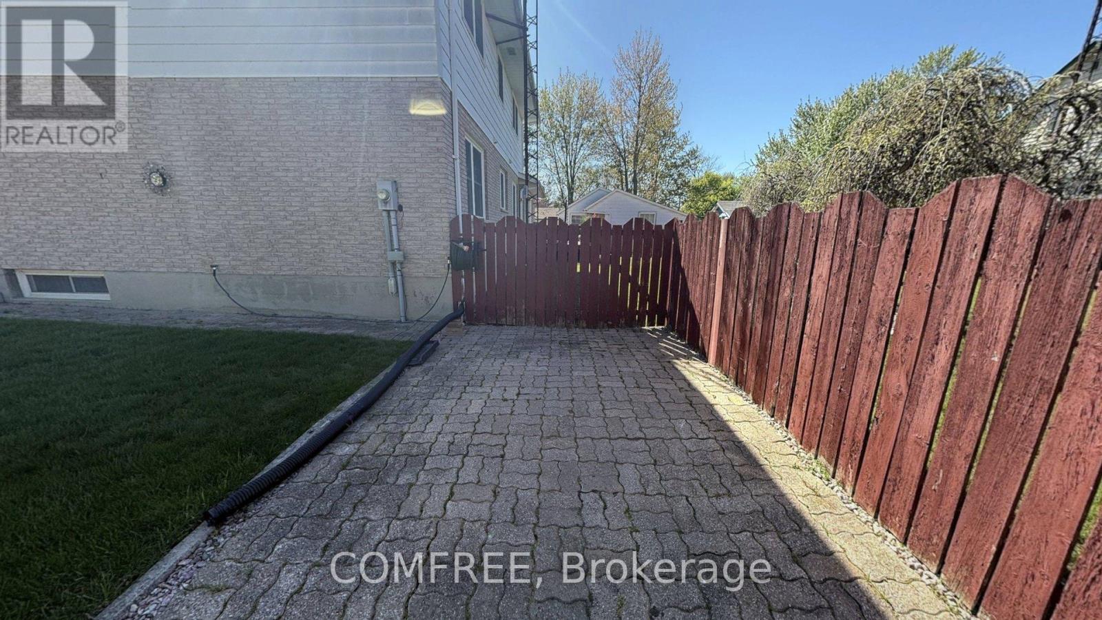 4088 Florence Avenue, Petrolia, Ontario  N0N 1R0 - Photo 30 - X13125178