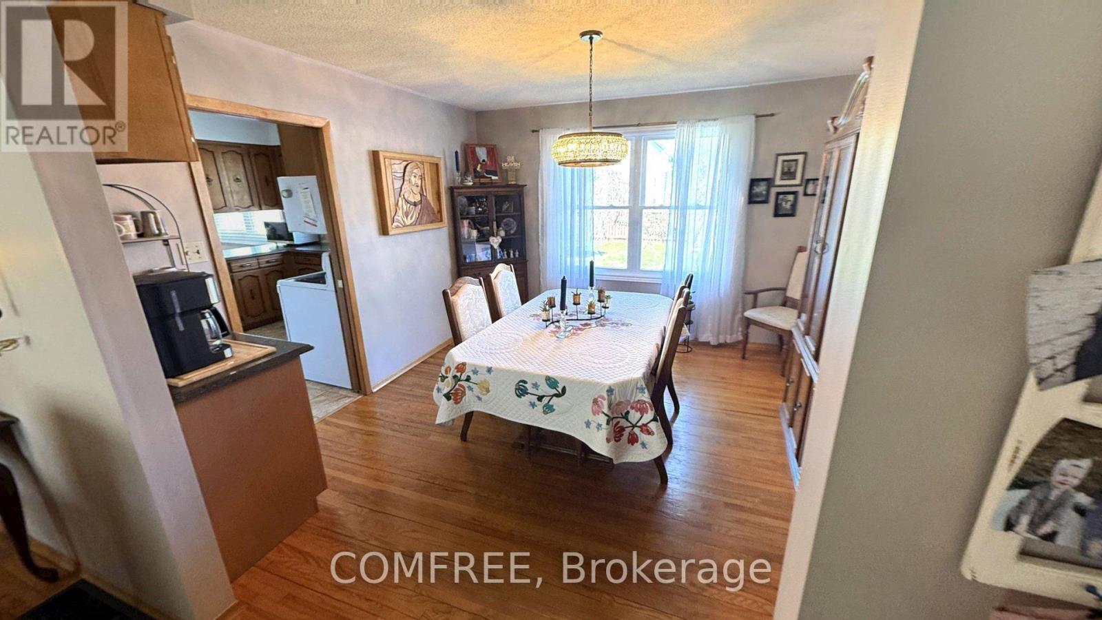 4088 Florence Avenue, Petrolia, Ontario  N0N 1R0 - Photo 7 - X13125178