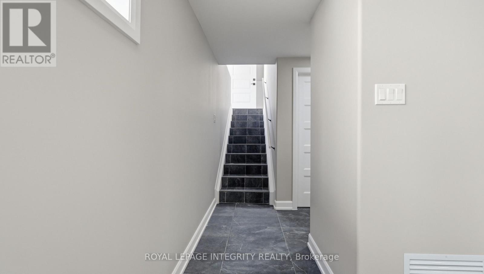 A - 1232 Montblanc Crescent, Russell, Ontario  K0A 1W0 - Photo 10 - X13125182