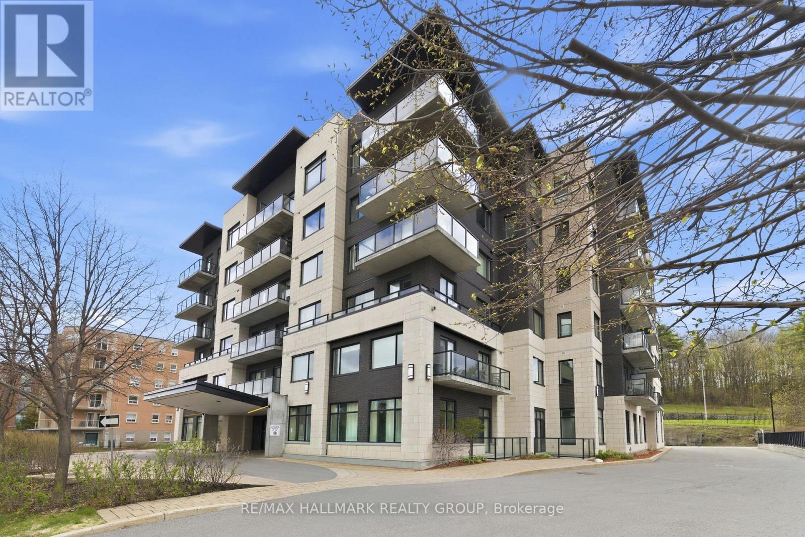 206 - 310 CENTRUM BOULEVARD, Ottawa, Ontario