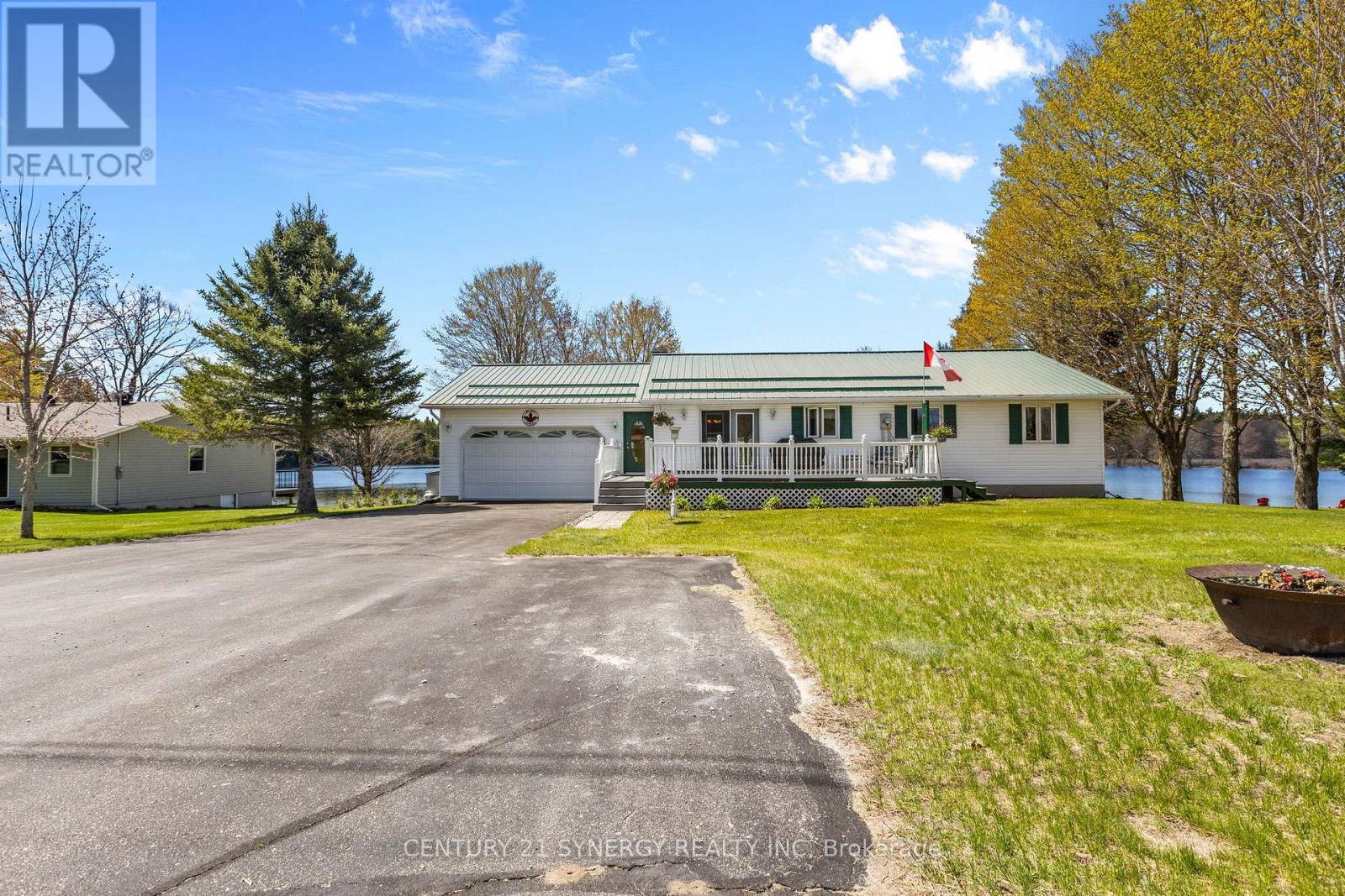 179 BOBS LAKE LANE 11 LANE, Tay Valley, Ontario