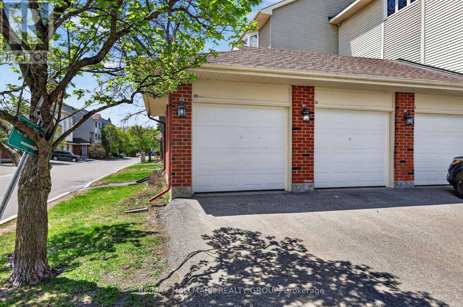 33 Haxby Private, Ottawa, Ontario  K1T 3B5 - Photo 40 - X13129192