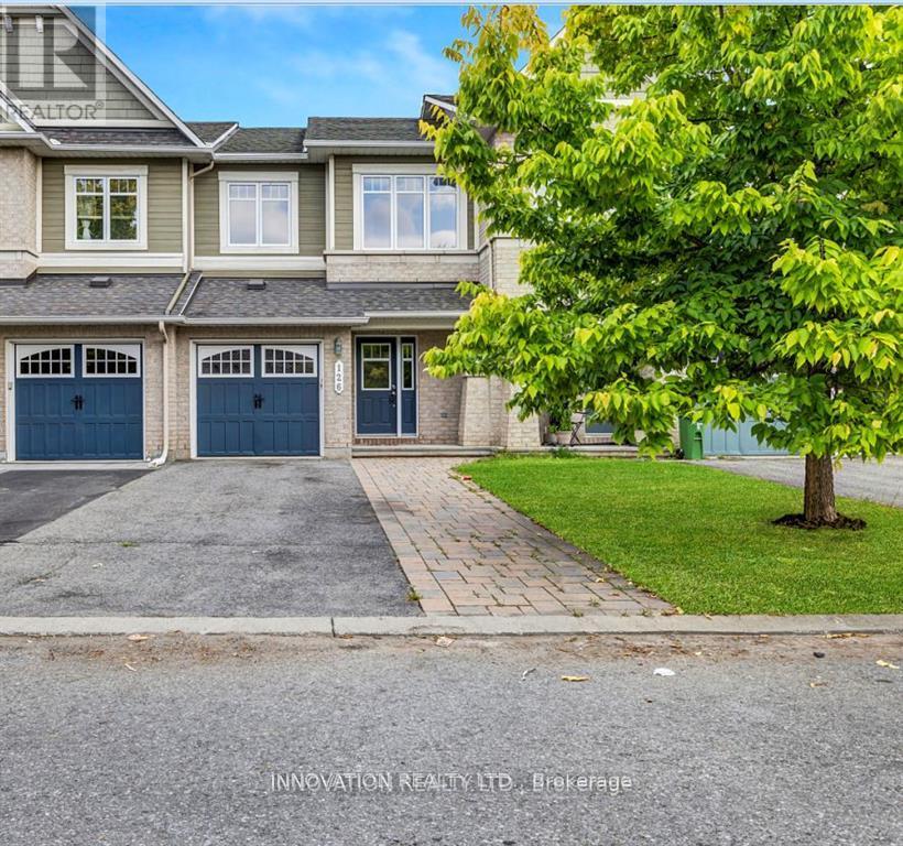 126 GARRITY CRESCENT, Ottawa, Ontario