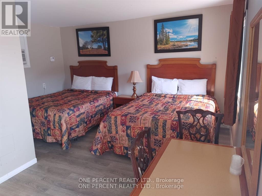 9448 Beachwood Road, Collingwood, Ontario  L9Y 0X2 - Photo 6 - S13130262
