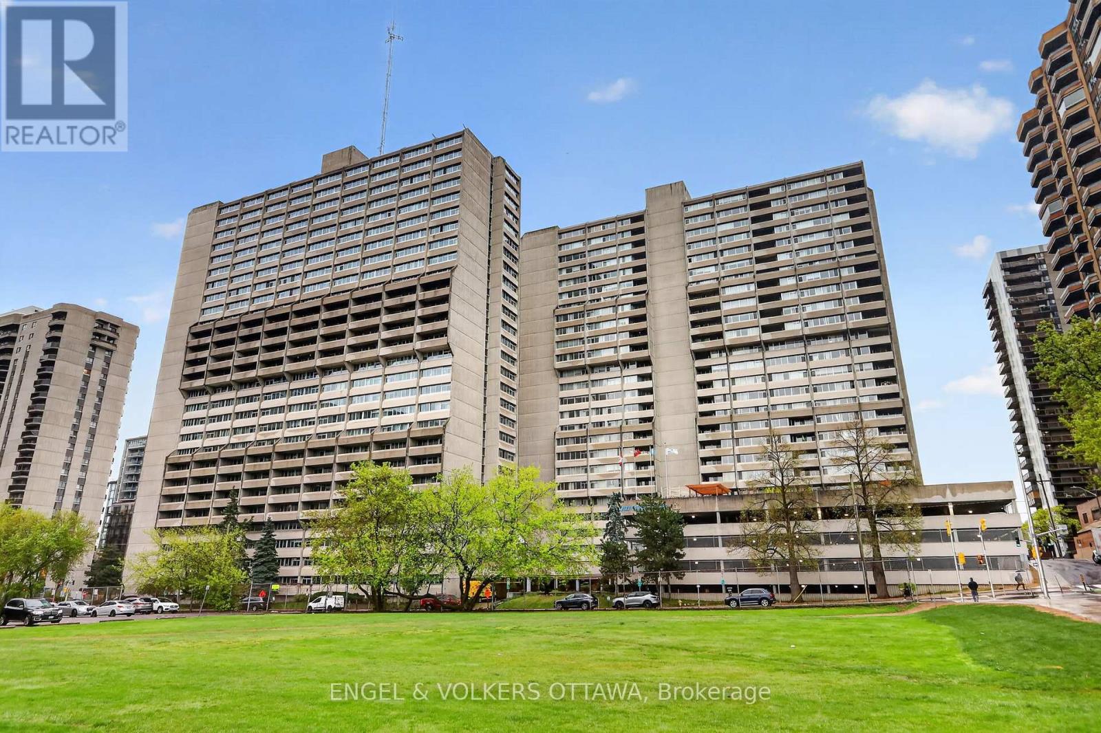PH5 - 530 LAURIER AVENUE W, Ottawa, Ontario