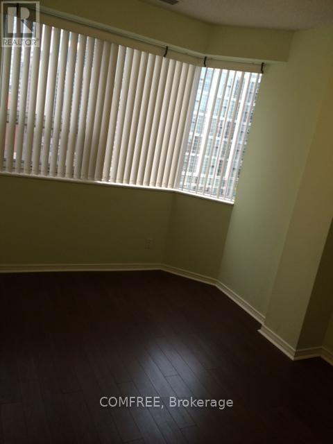 807 - 393 King Street W, Toronto, Ontario  M5V 3G8 - Photo 2 - C13131124