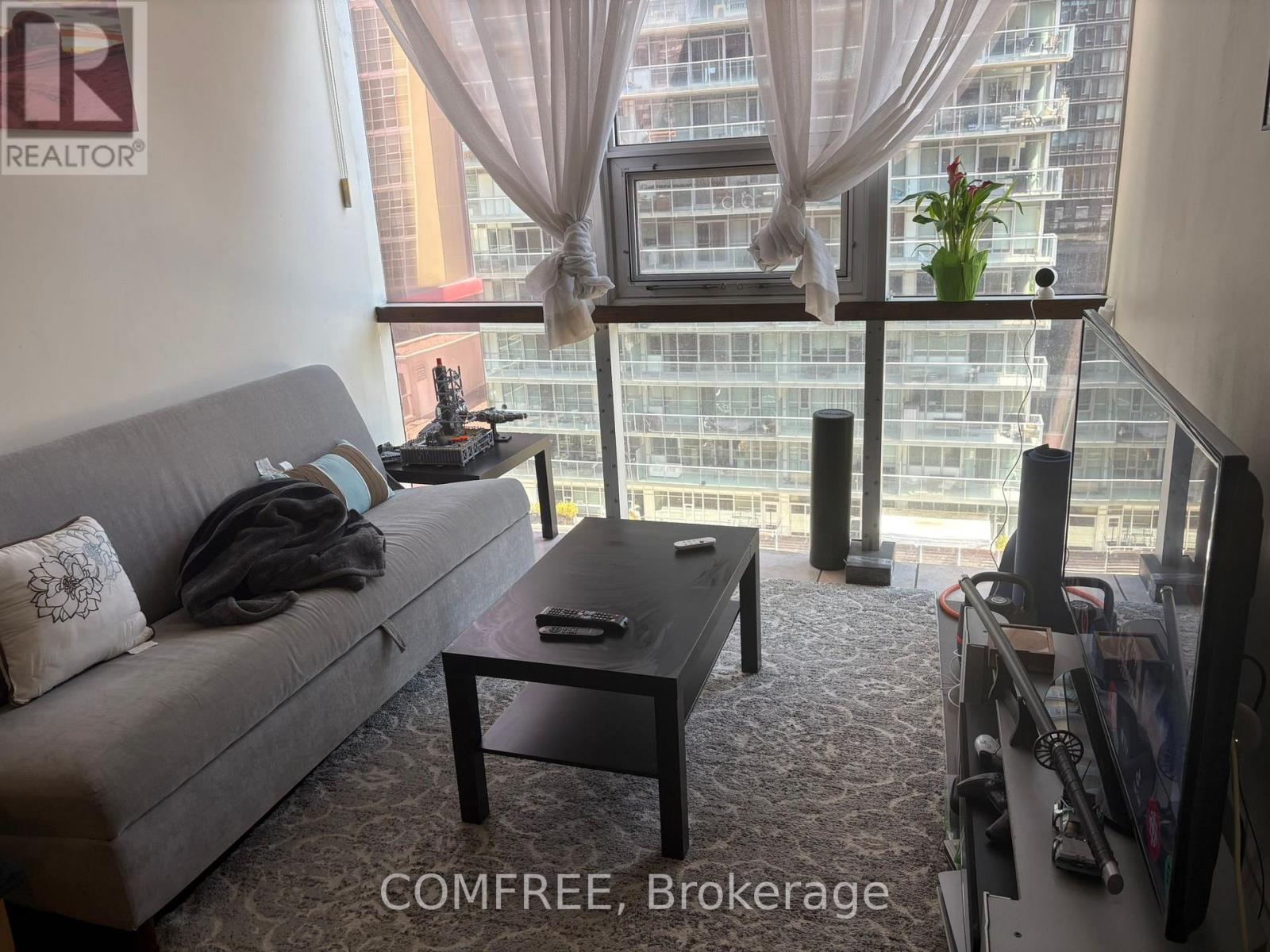 807 - 393 King Street W, Toronto, Ontario  M5V 3G8 - Photo 24 - C13131124