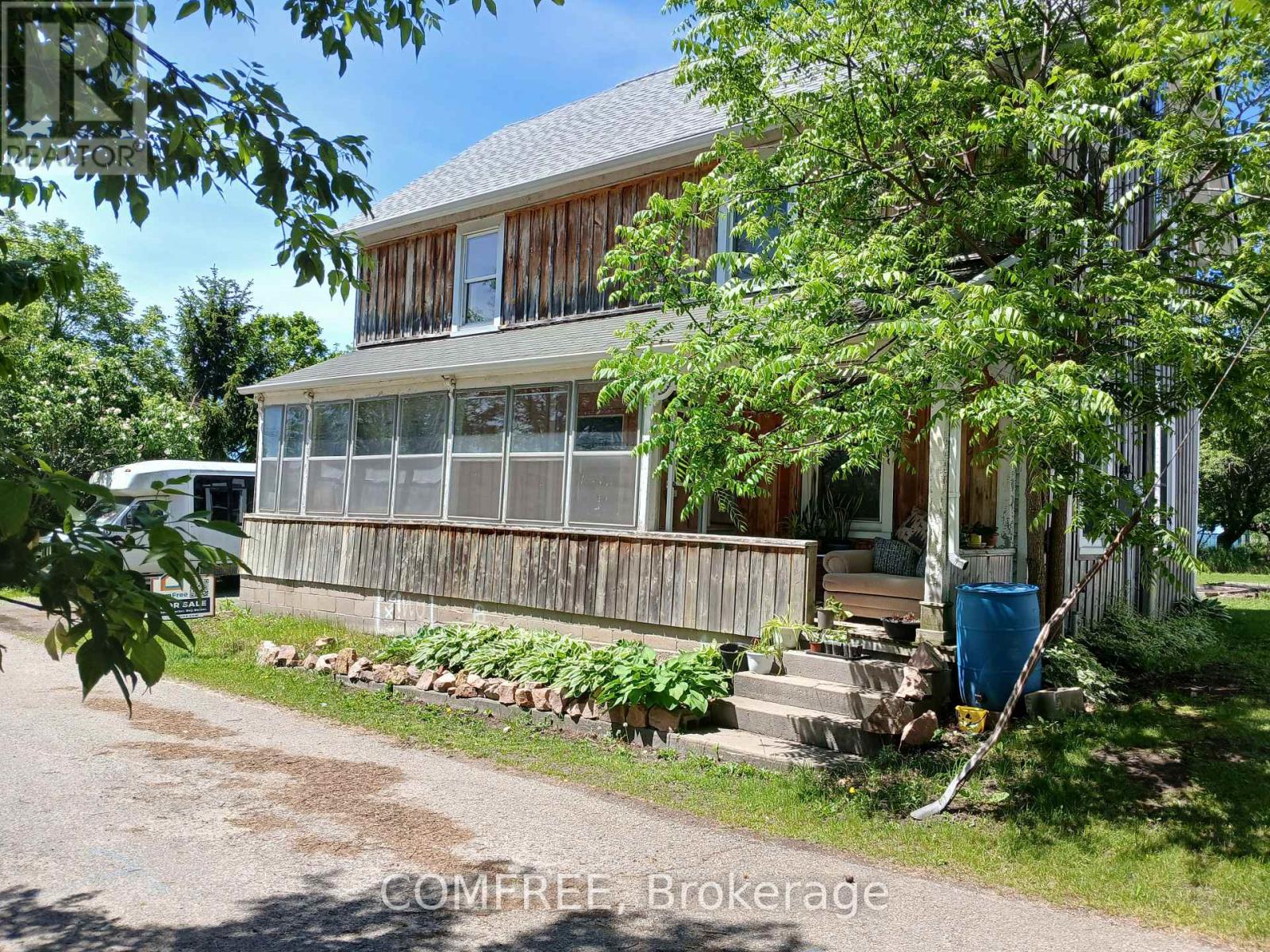 2 MILLER STREET, Lansdowne Village, Ontario