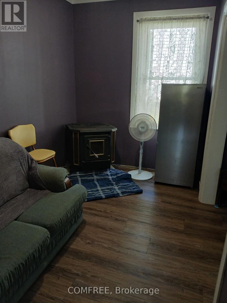 2 Miller Street, Lansdowne Village, Ontario  K0E 1L0 - Photo 9 - X13131152