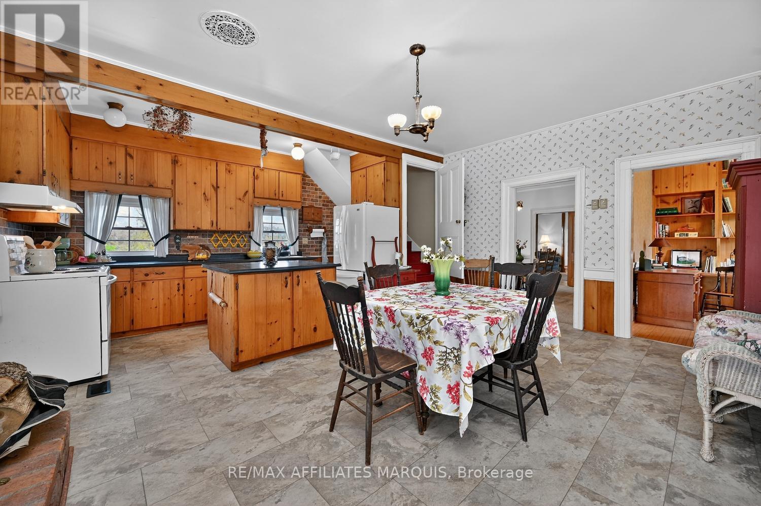 919 Upper Scotch Line Road, Tay Valley, Ontario  K7H 3C5 - Photo 11 - X13131974