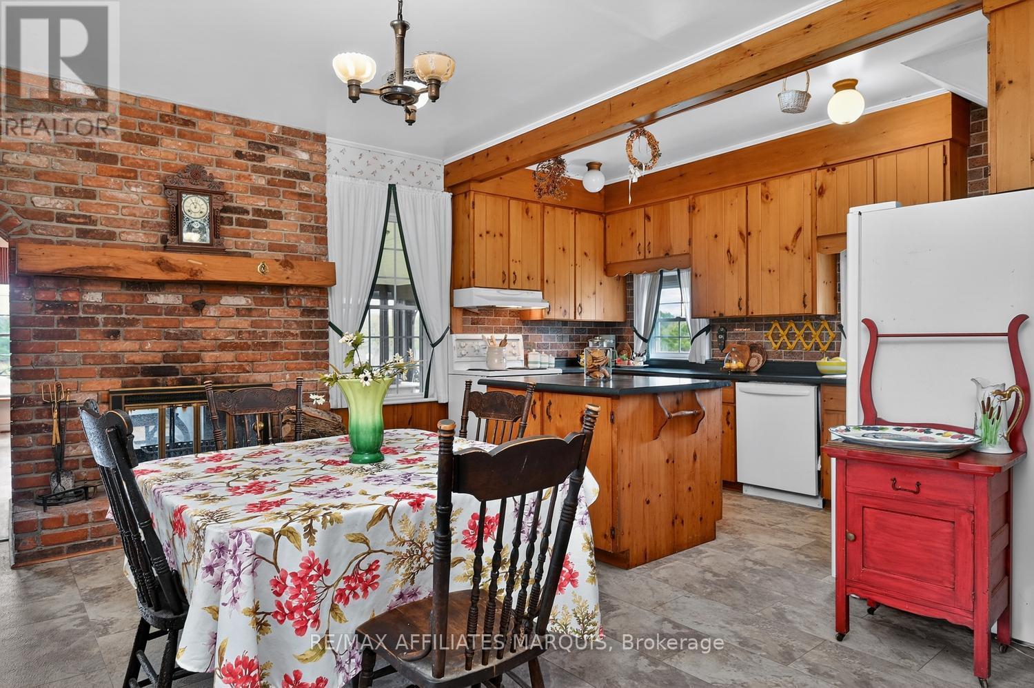 919 Upper Scotch Line Road, Tay Valley, Ontario  K7H 3C5 - Photo 12 - X13131974