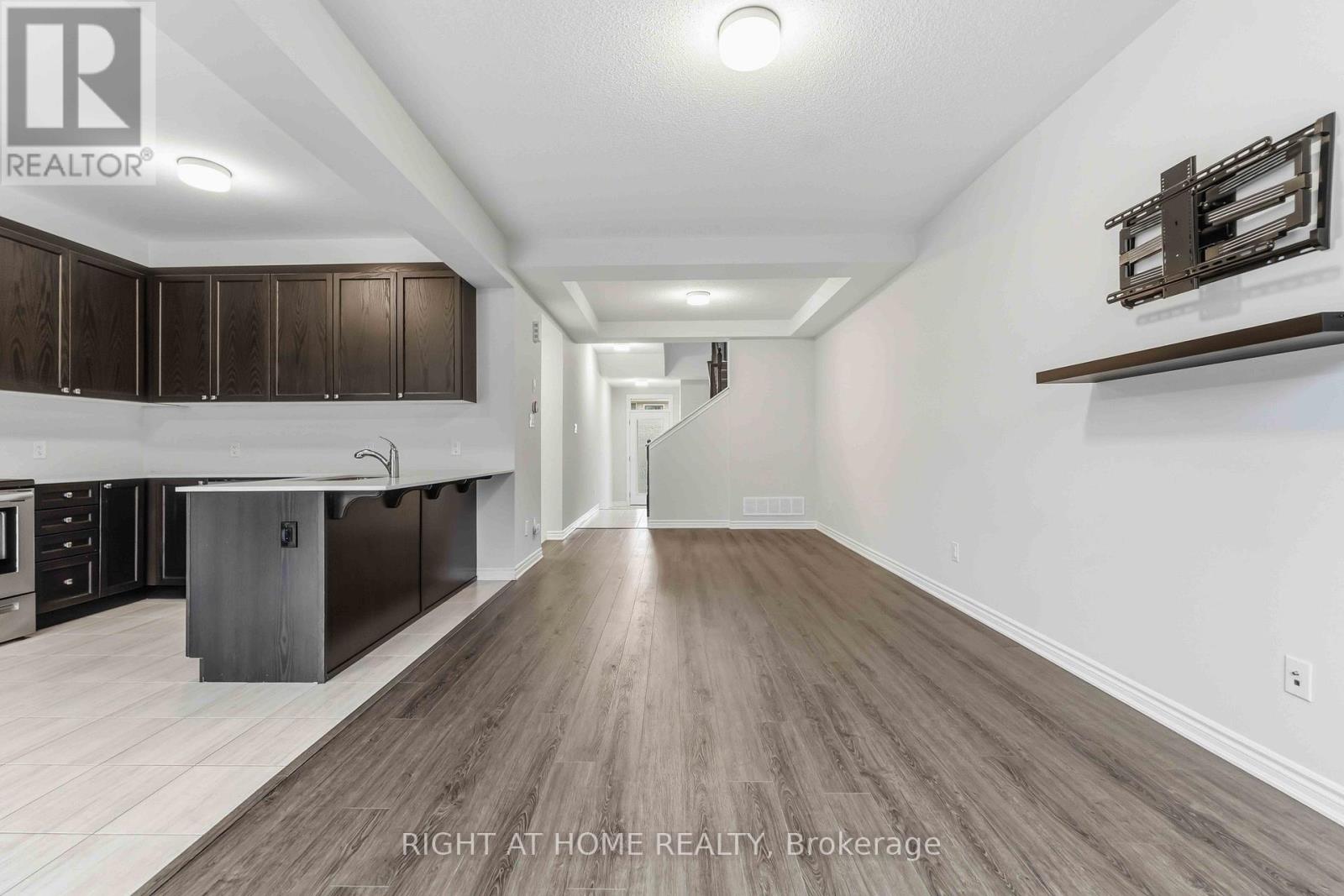 709 Derreen Avenue, Ottawa, Ontario  K2S 2Z2 - Photo 11 - X13132390
