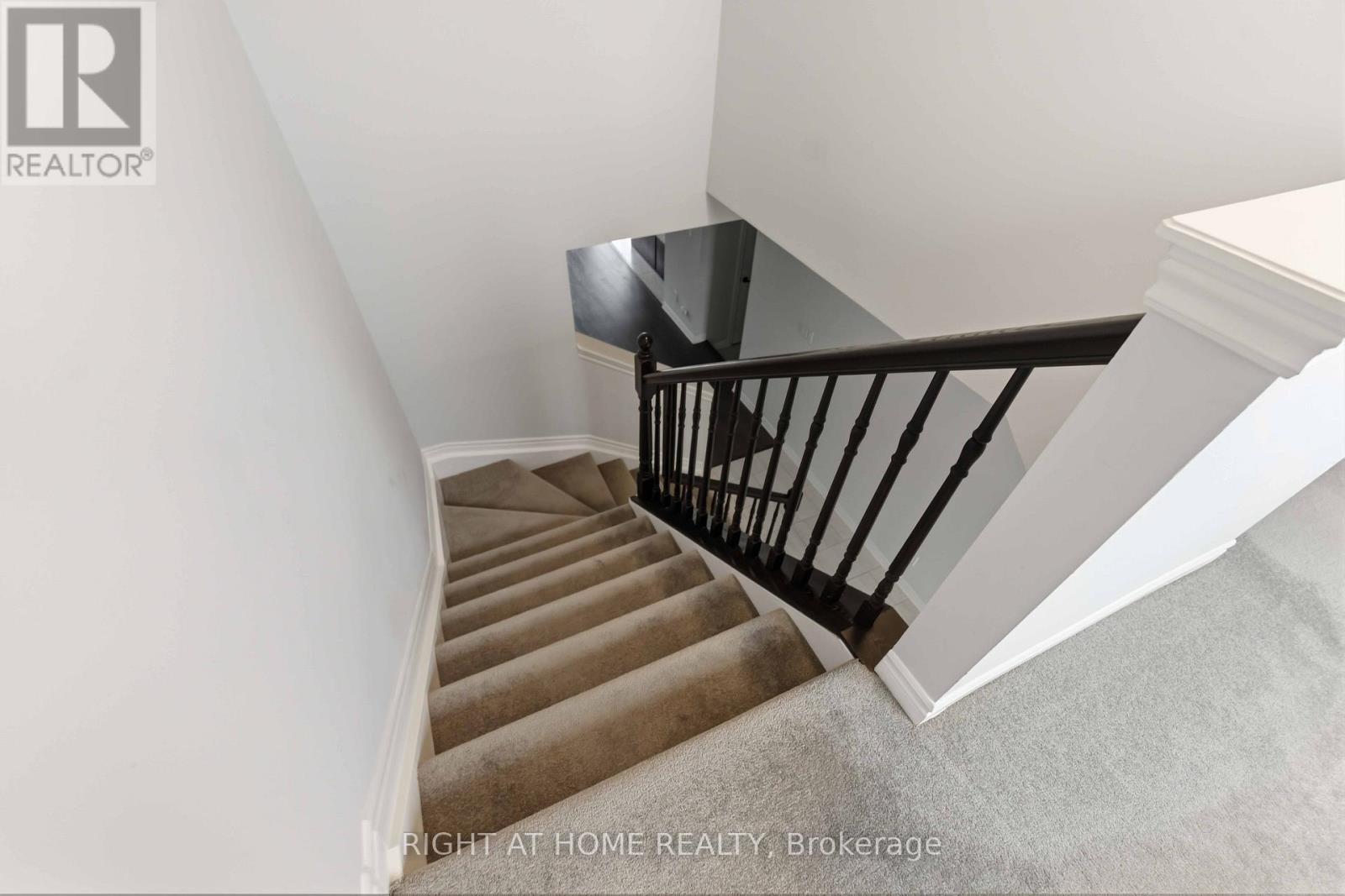709 Derreen Avenue, Ottawa, Ontario  K2S 2Z2 - Photo 15 - X13132390